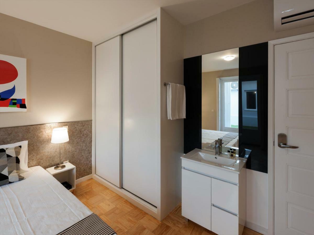 Ateneu Guest house